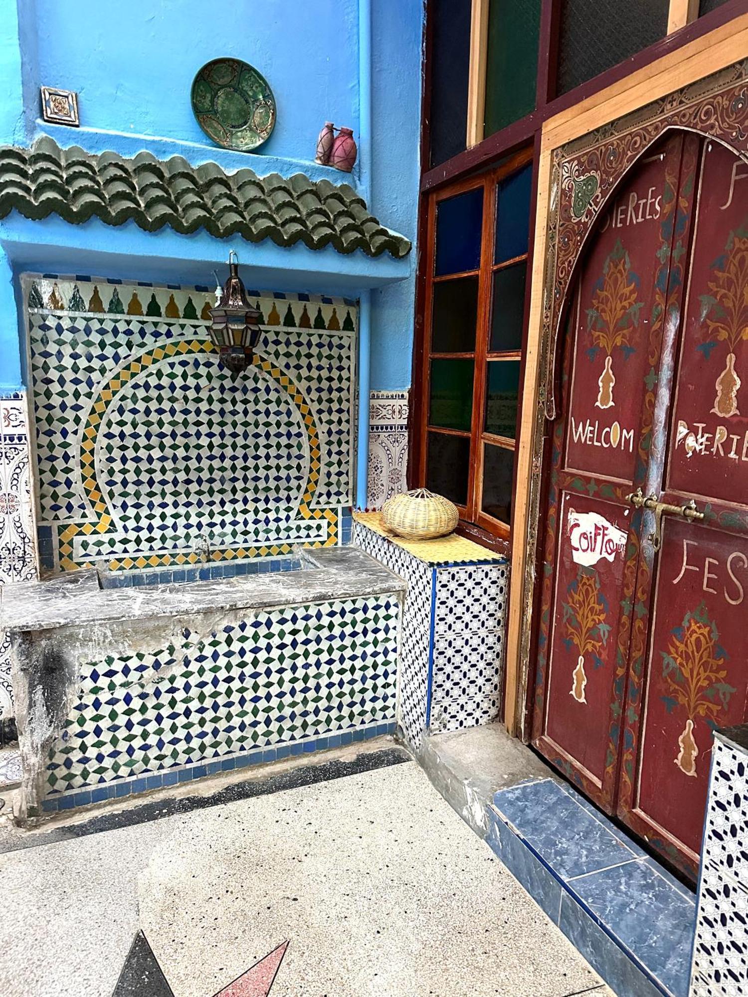 Blue Star Hostel Fès Exteriör bild